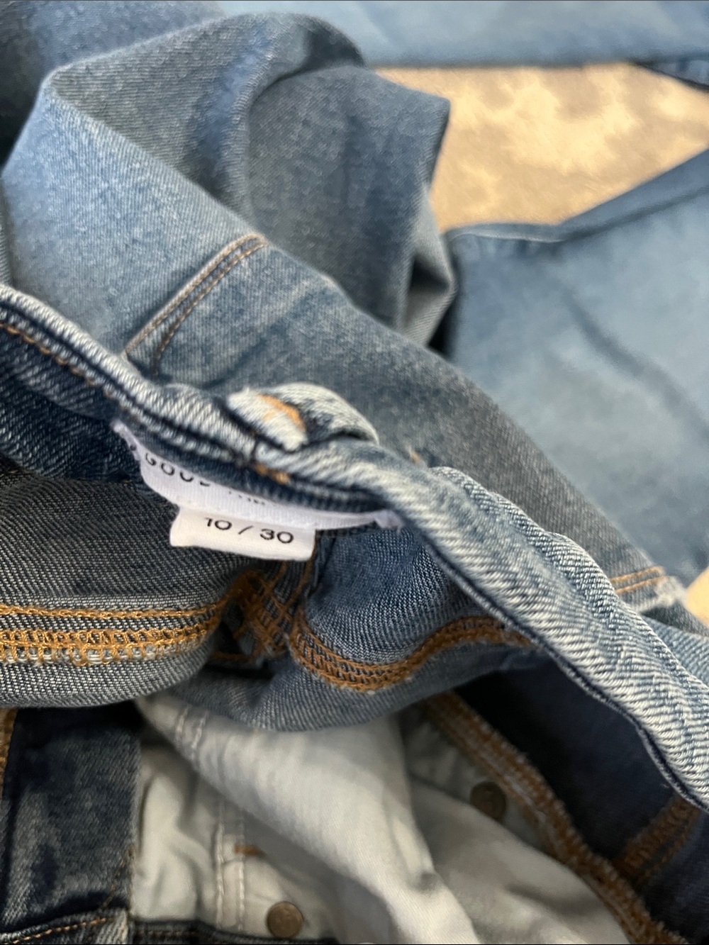 Good American Jeans Bundle - Picture 5 of 6